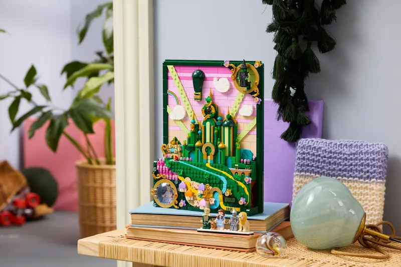 Emerald City Wall Art fra LEGO – produktbillede 7 af 10