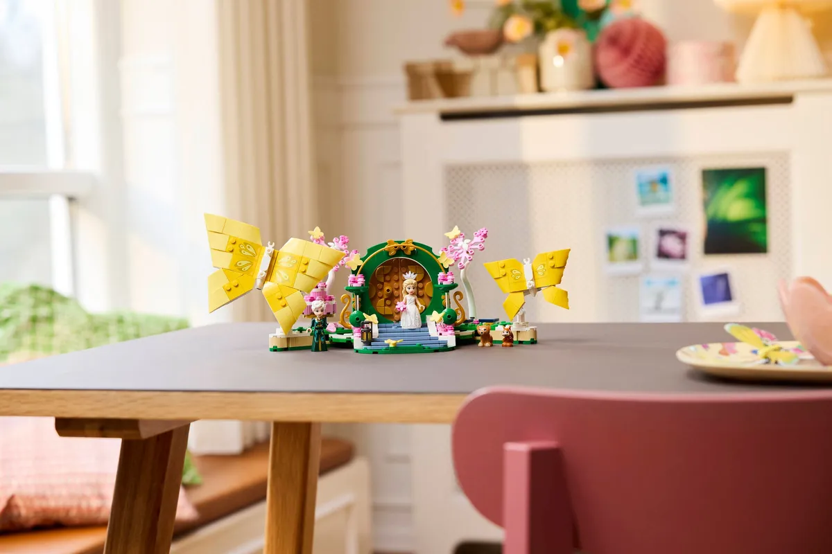LEGO Glinda's Wedding Day (75688) - Bild 8