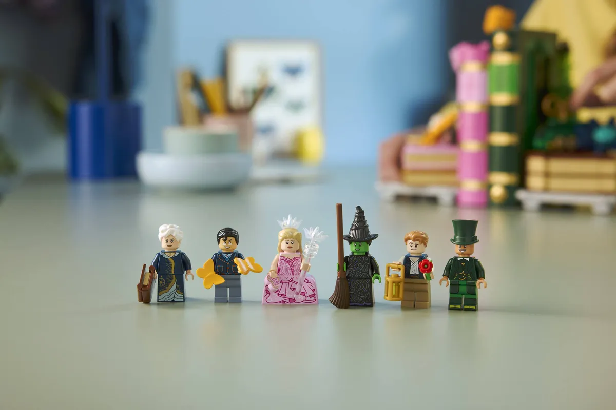 LEGO Glinda & Elphaba Bookends (75691) - Bild 7