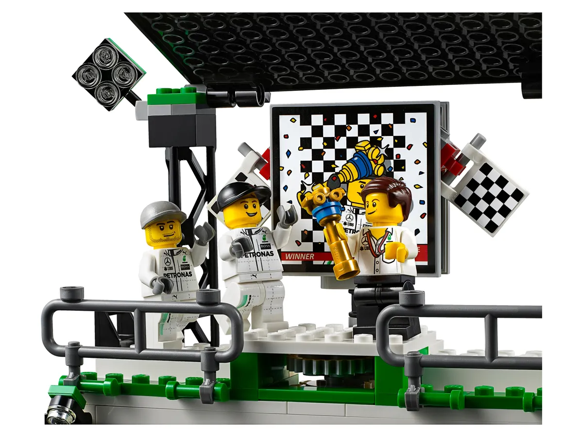 LEGO MERCEDES AMG PETRONAS Formula One™ Team (75883) - Bild 5