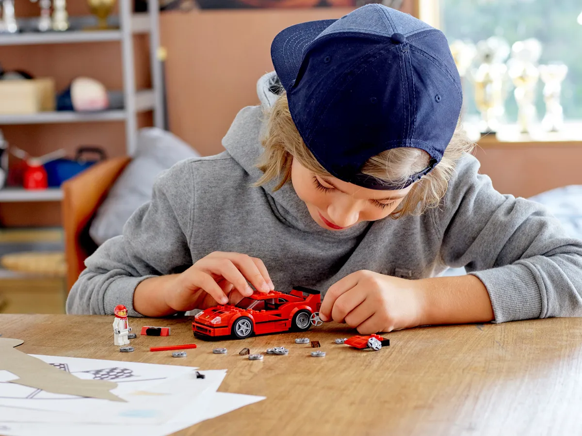 LEGO Ferrari F40 Competizione (75890) - Bild 8
