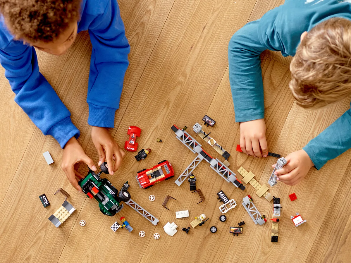 LEGO 1967 Mini Cooper S Rally and 2018 MINI John Cooper Works Buggy (75894) - Bild 9