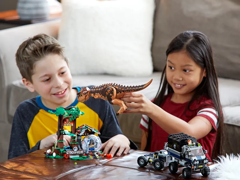 Carnotaurus Gyrosphere Escape by LEGO – product photo 13 of 15