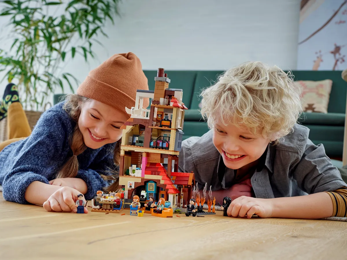 LEGO Attack on the Burrow (75980) - image 10