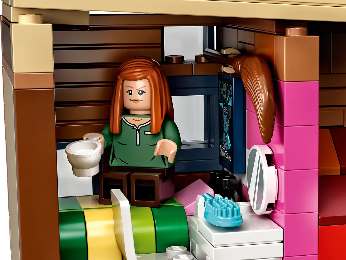 LEGO Attack on the Burrow (75980) - image 8