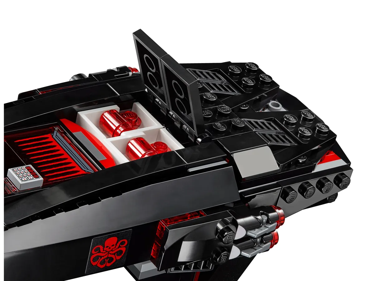 LEGO Iron Skull Sub Attack (76048) - image 6