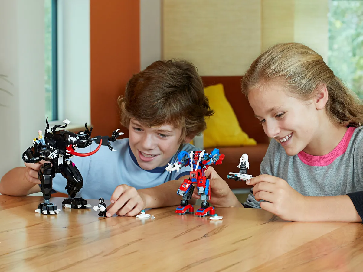 LEGO Spider Mech vs. Venom (76115) - Bild 11