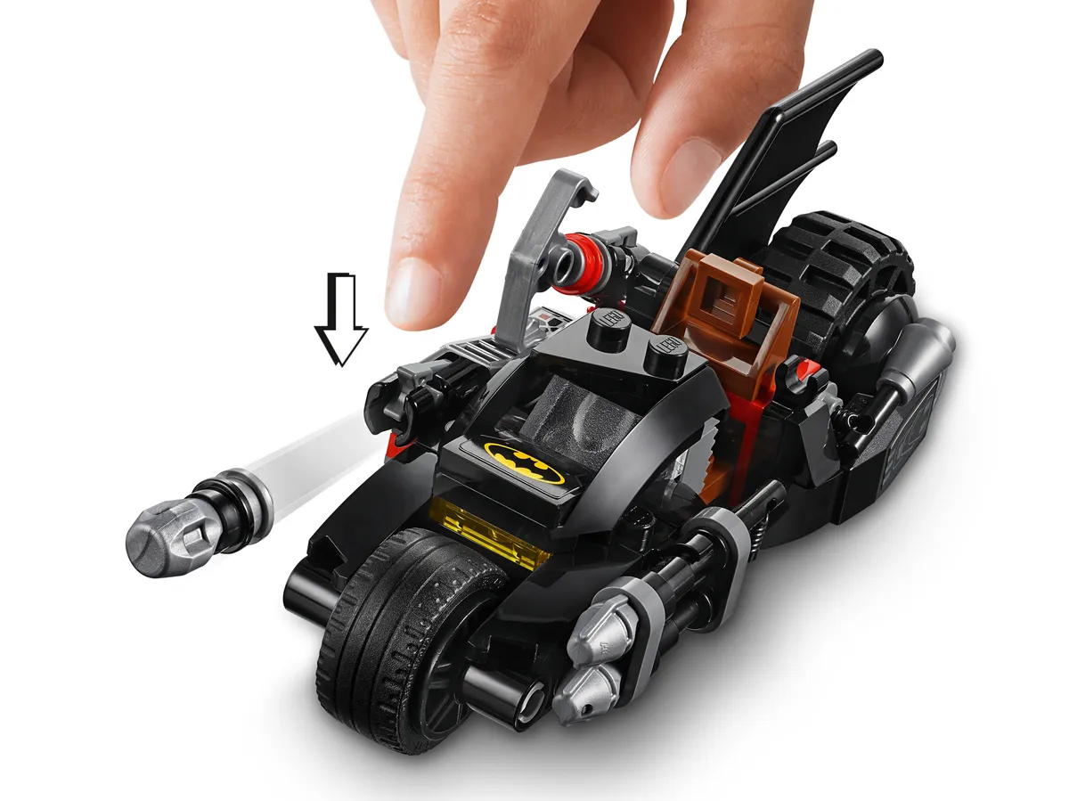 LEGO Mr. Freeze™ Batcycle™ Battle (76118) - Bild 7