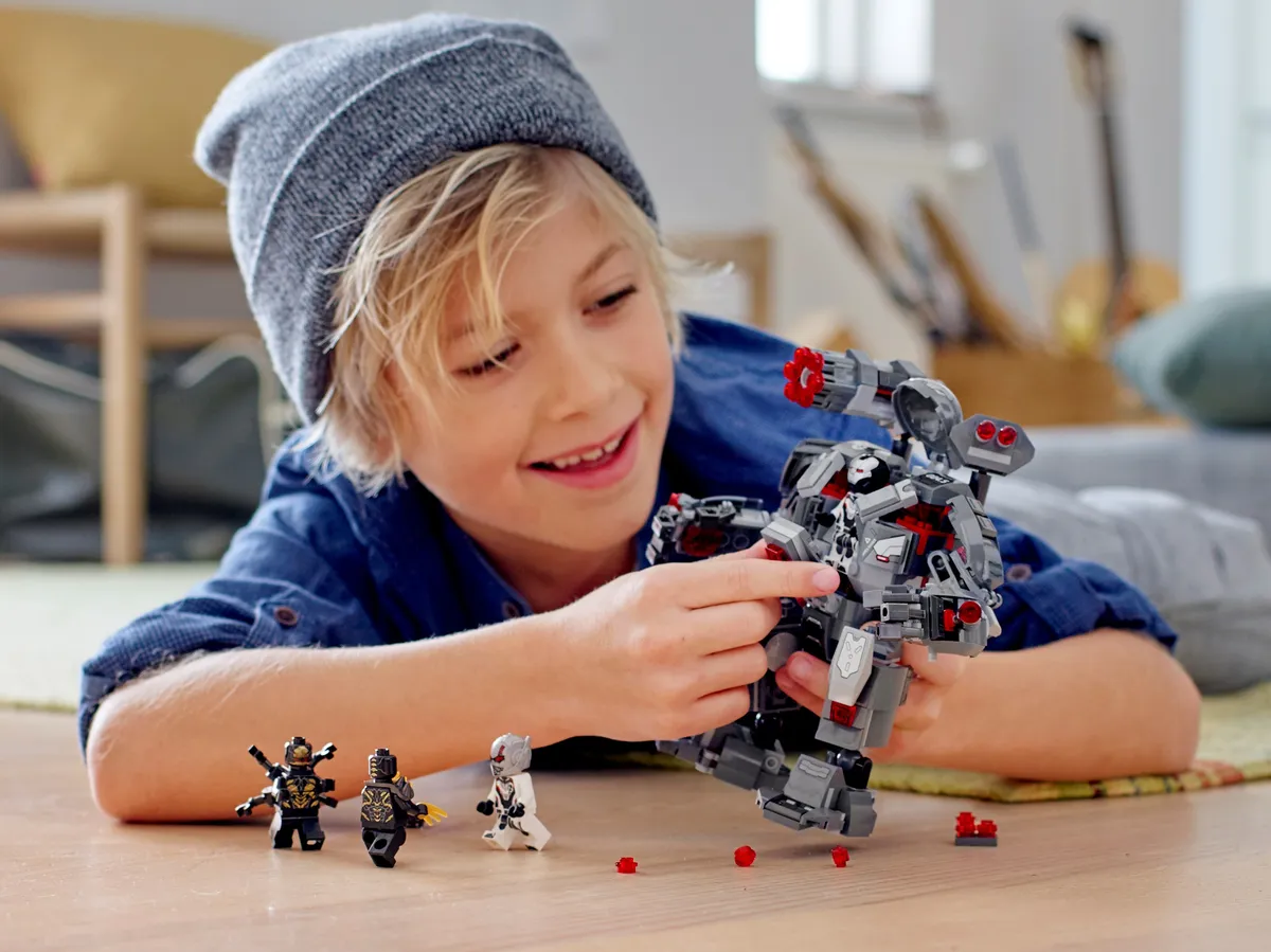 LEGO War Machine Buster (76124) - image 7