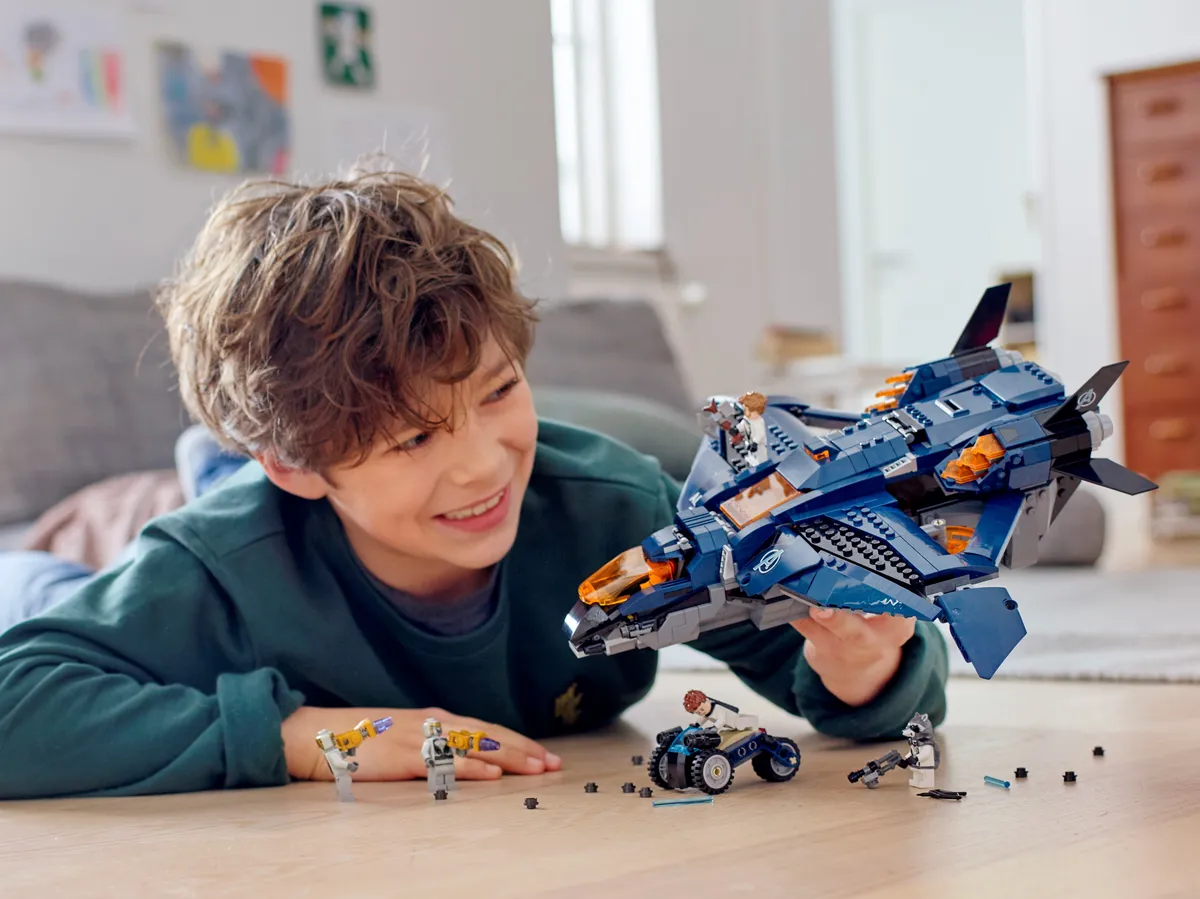 LEGO Avengers Ultimate Quinjet (76126) - Bild 7