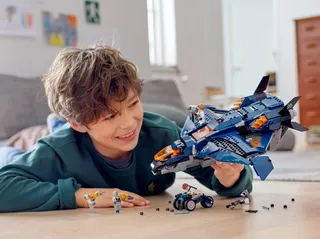 Avengers Ultimate Quinjet van LEGO – productfoto 8 van 10
