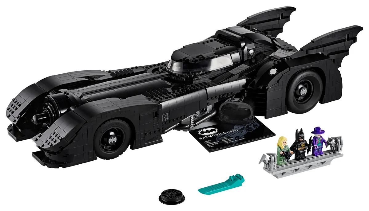 LEGO 1989 Batmobile™ (76139)