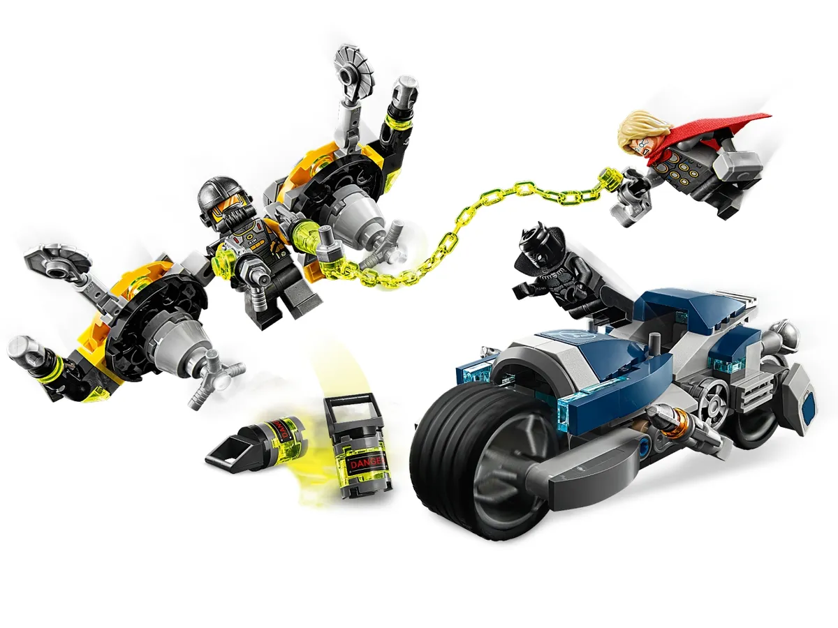LEGO Avengers Speeder Bike Attack (76142) - Bild 3