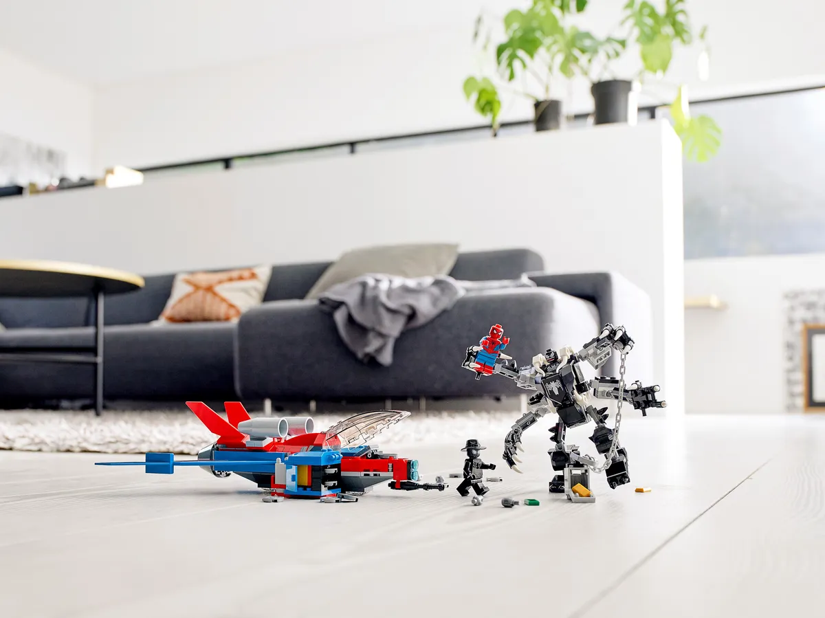 LEGO Spiderjet vs. Venom Mech (76150) - Bild 8