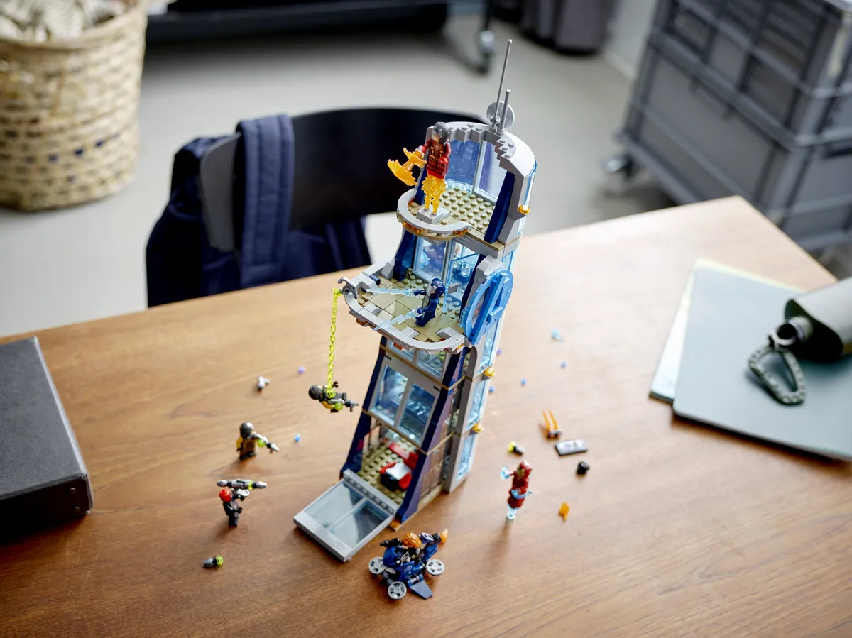 LEGO Avengers Tower Battle (76166) - Bild 8