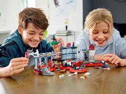 LEGO Attack on the Spider Lair (76175) - image 9
