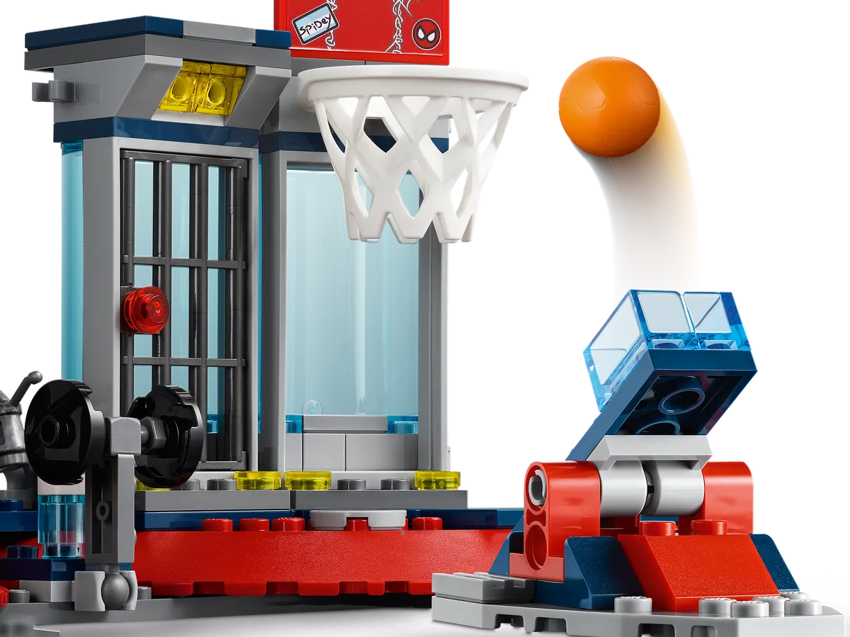 LEGO Attack on the Spider Lair (76175) - Bild 2