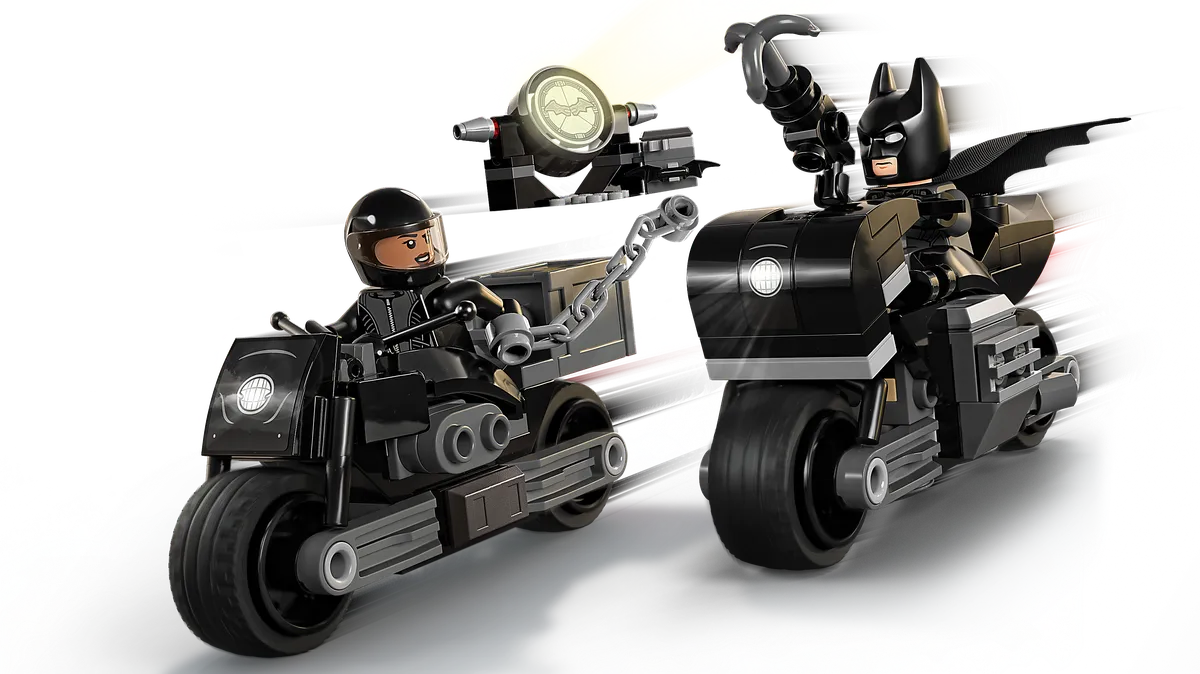 LEGO Batman™ & Selina Kyle™ Motorcycle Pursuit (76179) - Bild 3