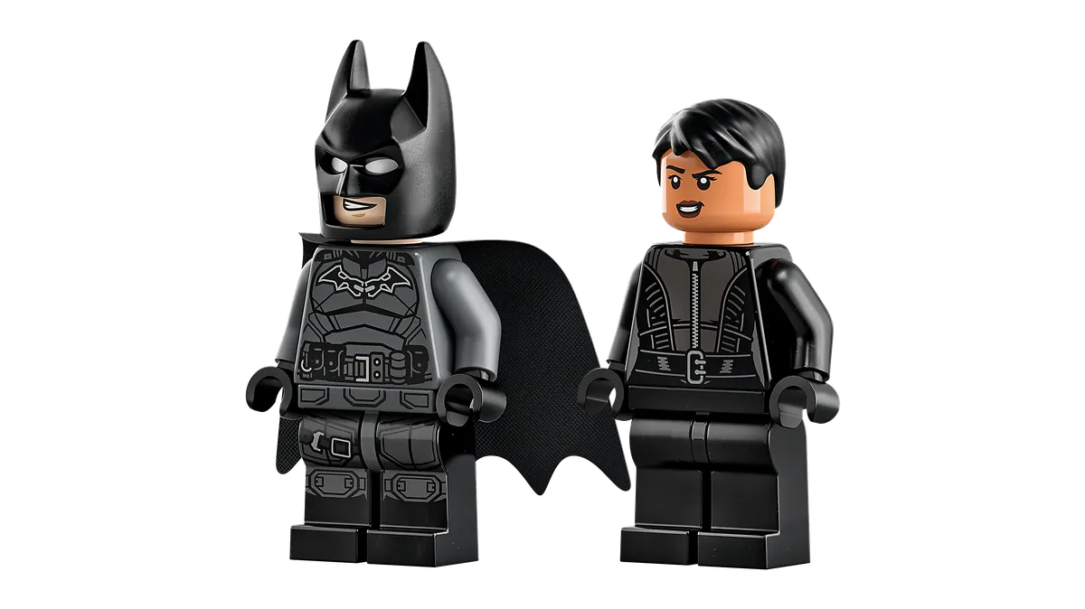 LEGO Batman™ & Selina Kyle™ Motorcycle Pursuit (76179) - Bild 4