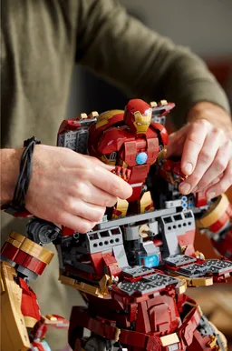 LEGO Hulkbuster (76210) - afbeelding 13