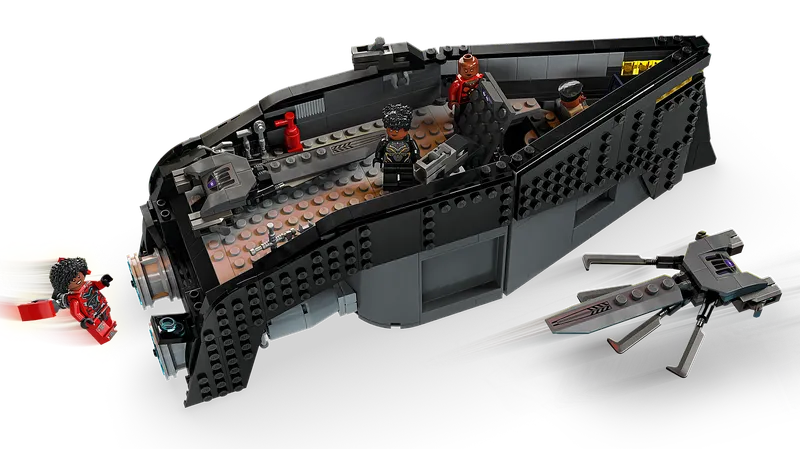 Black Panther: War on the Water by LEGO – product photo 3 of 8