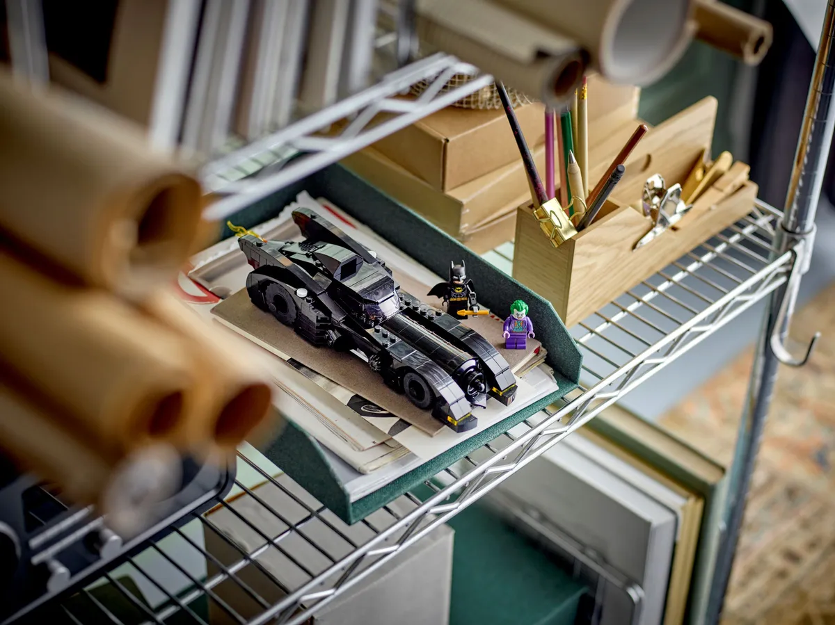 LEGO Batmobile™: Batman™ vs. The Joker™ Chase (76224) - Bild 6