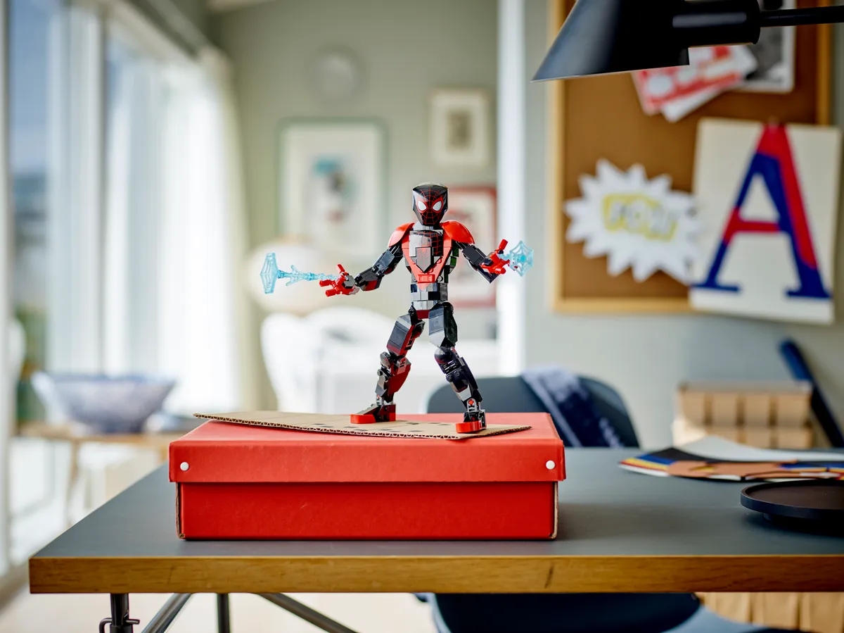 LEGO Miles Morales Figure (76225) - image 6
