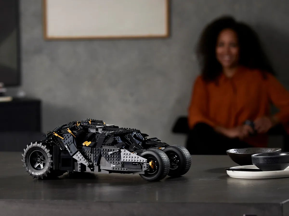 LEGO Batmobile™ Tumbler (76240) - Bild 15