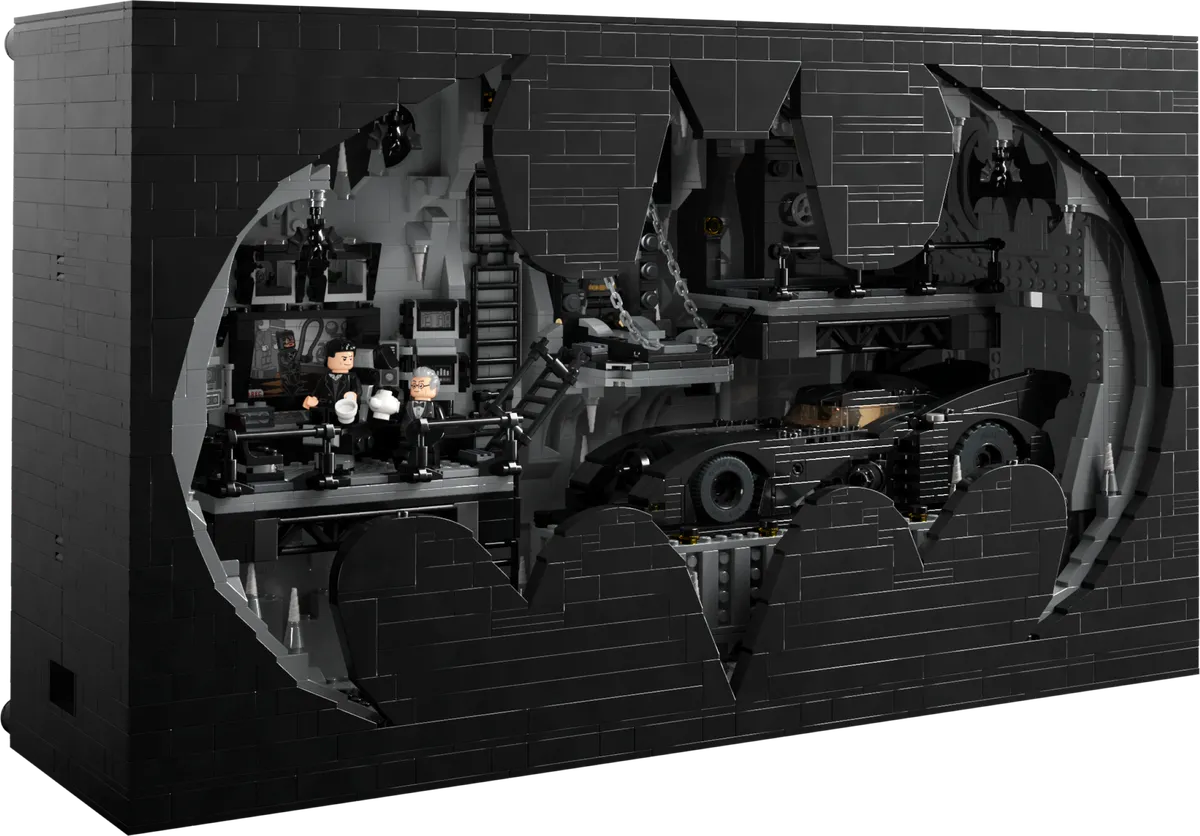 LEGO Batcave™ –  Shadow Box (76252)