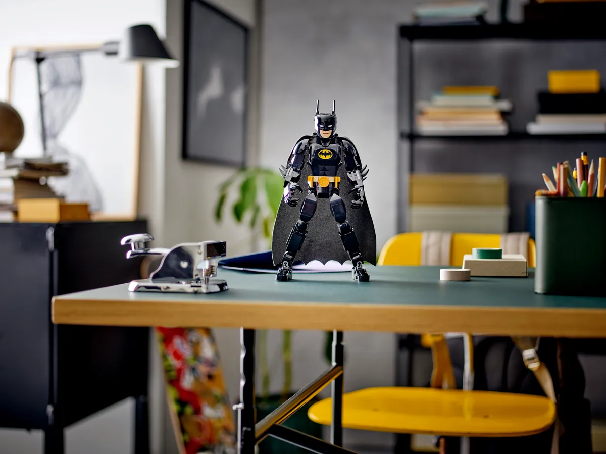 LEGO Batman™ Construction Figure (76259) - image 6