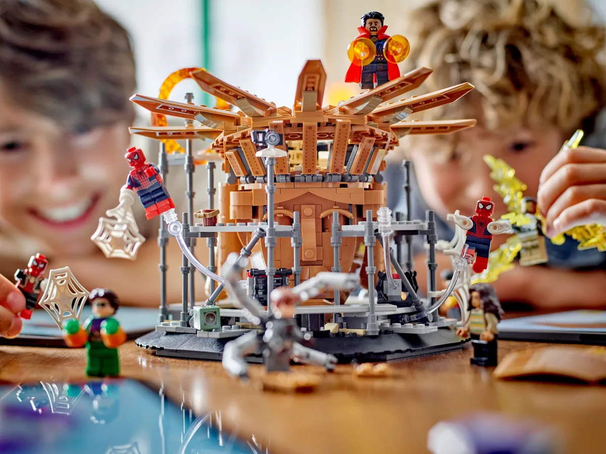 LEGO Spider-Man Final Battle (76261) - image 9