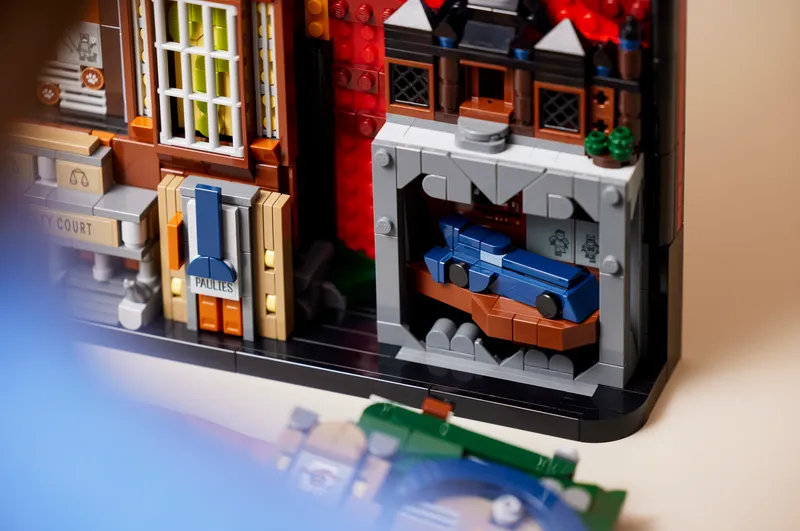Batman: The Animated Series Gotham City™ by LEGO – product photo 13 of 13