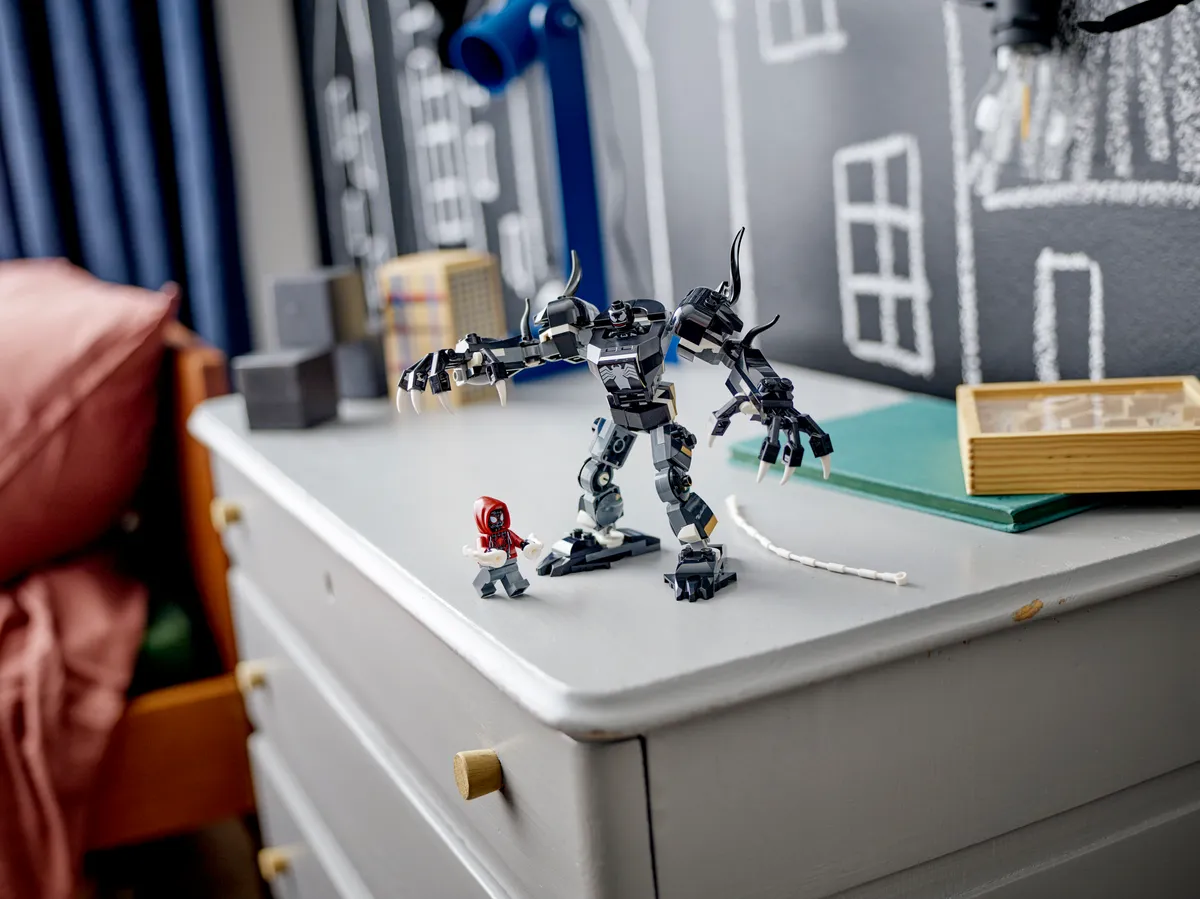 LEGO Venom Mech Armor vs. Miles Morales (76276) - Bild 6