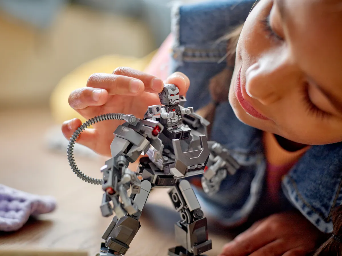 LEGO War Machine Mech Armor (76277) - Bild 5