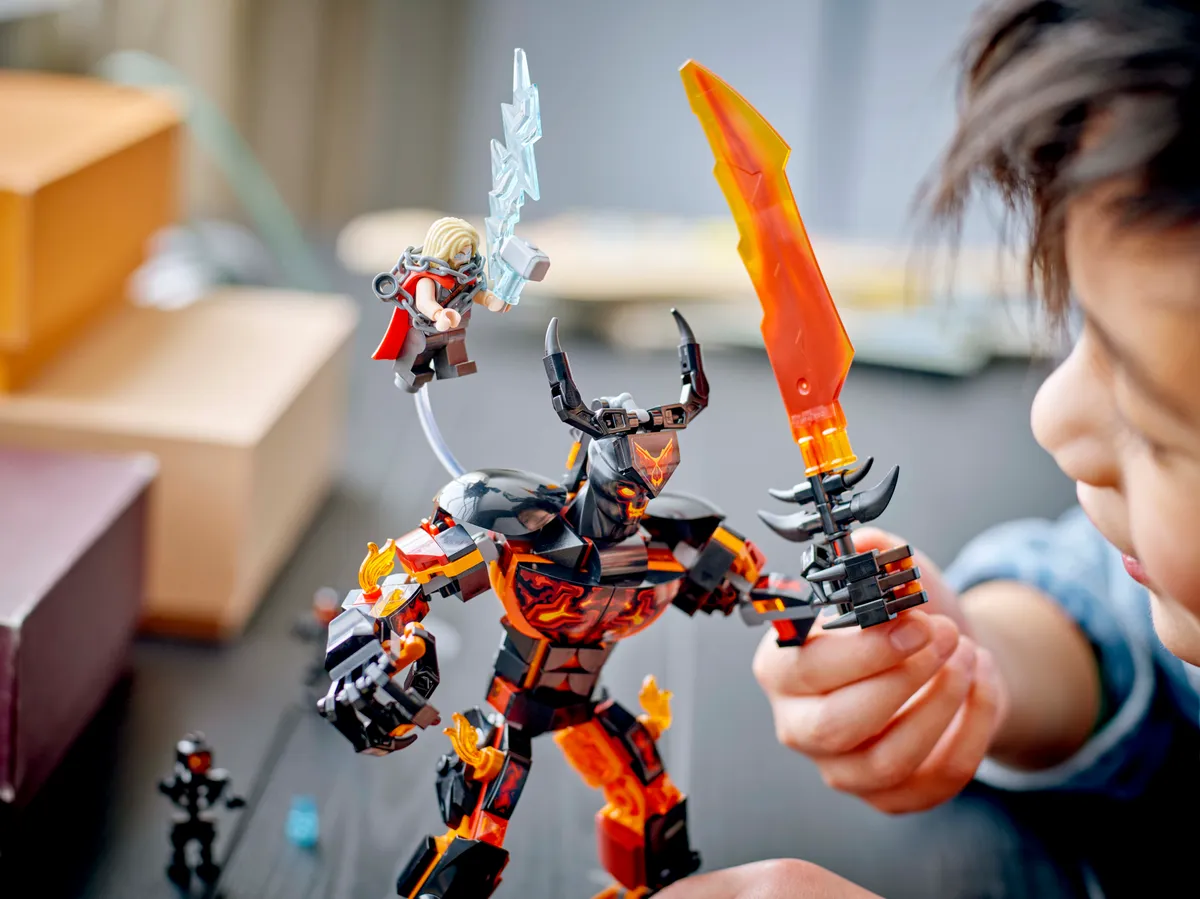 LEGO Thor vs. Surtur Construction Figure (76289) - Bild 4