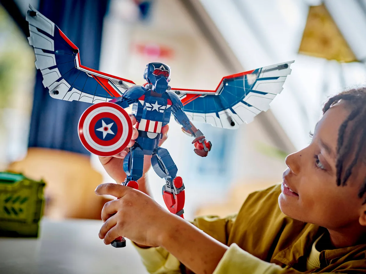 LEGO New Captain America Construction Figure (76296) - Bild 6