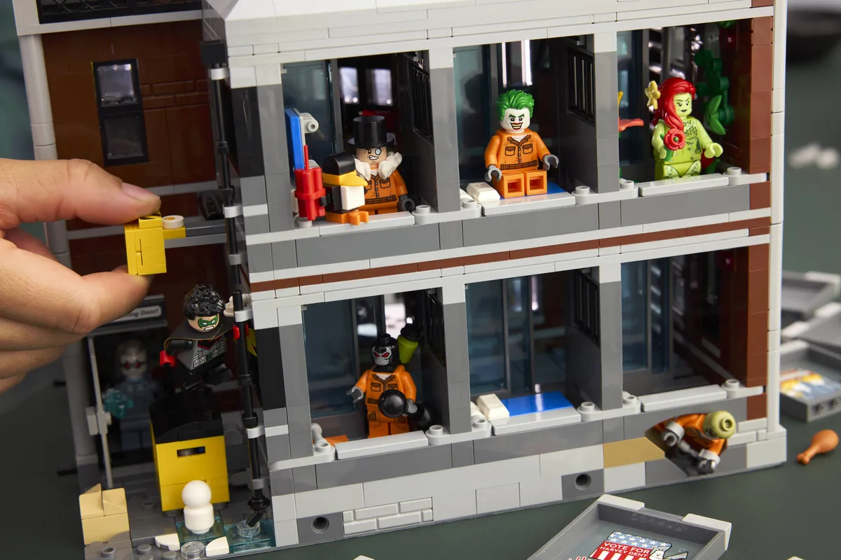 LEGO Arkham Asylum™ (76300) - image 13
