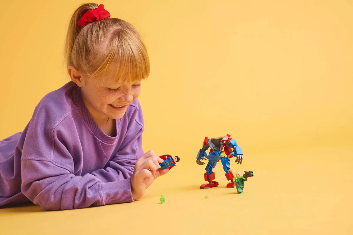 LEGO Superman™ Mech vs. Lex Luthor™ (76302) - image 5