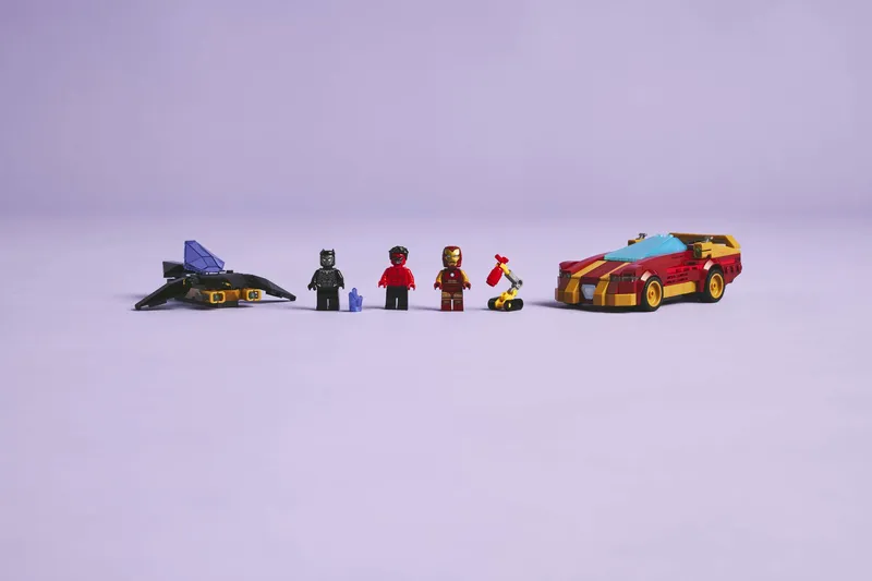 Iron Man Car & Black Panther vs. Red Hulk von LEGO – Produktfoto 8 von 10