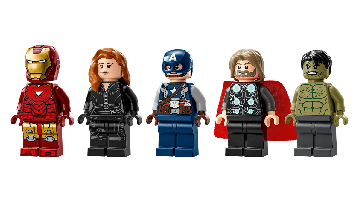 LEGO MARVEL Logo & Minifigures (76313) - Bild 3