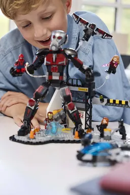 LEGO Captain America: Civil War Action Battle (76314) - afbeelding 7