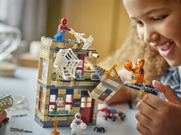 LEGO Peter Parker’s Apartment (76317) - afbeelding 6