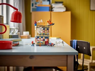 Peter Parker’s Apartment by LEGO – product photo 8 of 10