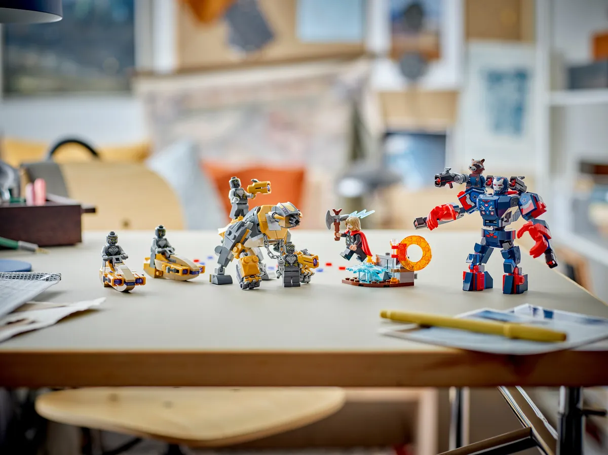 LEGO Avengers: Endgame Thor vs. Chitauri (76322) - afbeelding 6
