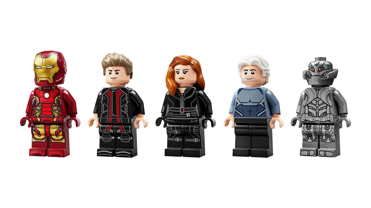 LEGO Avengers: Age of Ultron Quinjet (76325) - image 3