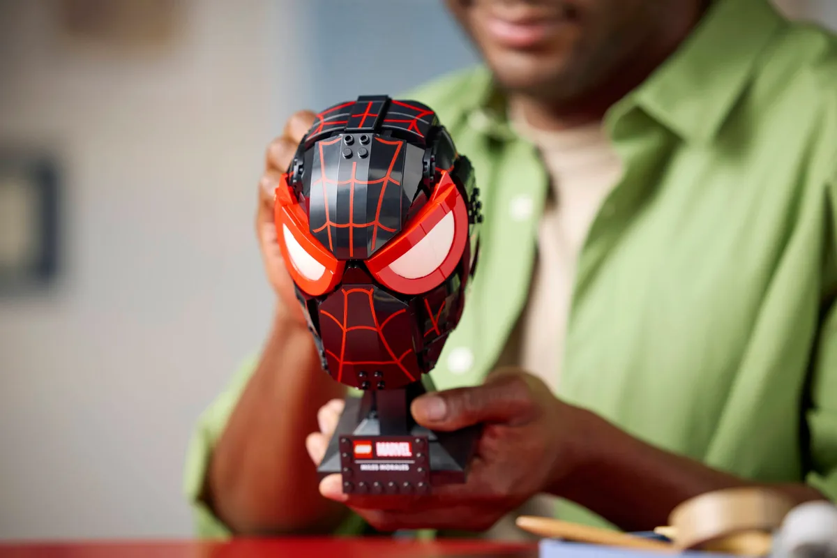 LEGO Miles Morales' Mask (76329) - Bild 5