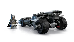 LEGO Batman v Superman™ Batmobile™ (76331) - afbeelding 2