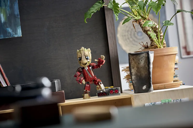 Ravager Jumpsuit Groot fra LEGO – produktbillede 5 af 8
