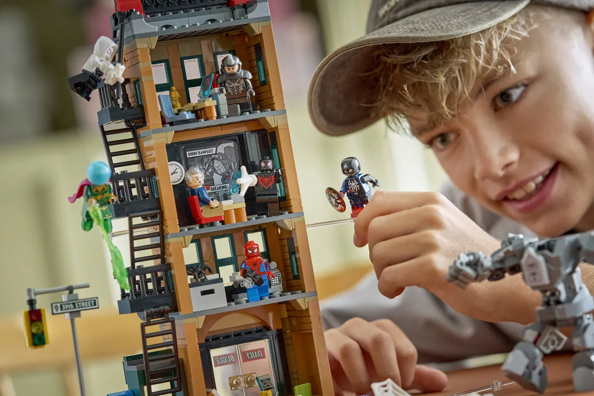 LEGO Spider-Man vs. Mysterio: The Daily Bugle (76342) - Bild 6