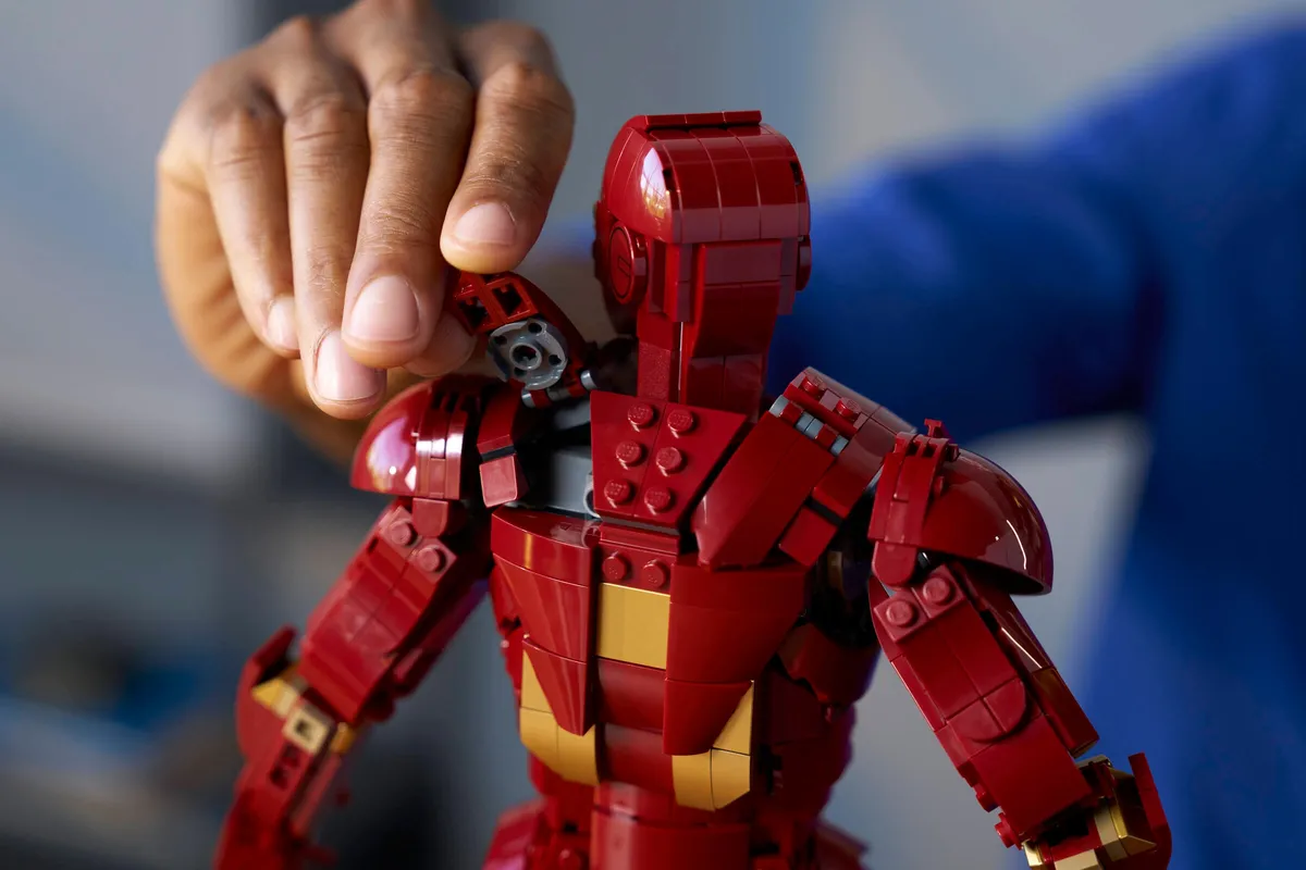 LEGO Iron Man Mark 3 Collectors' Edition (76344) - Bild 10